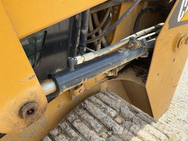 CAT 239D Minilæsser - skridstyret
