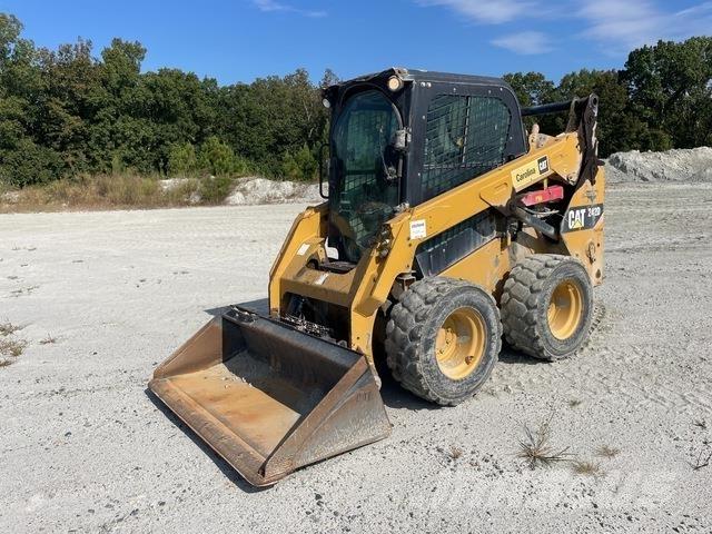 CAT 242D Minilæsser - skridstyret