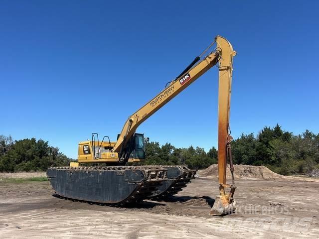 CAT 320E Gravemaskiner på larvebånd