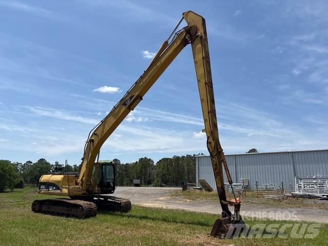 CAT 322CL Gravemaskiner på larvebånd