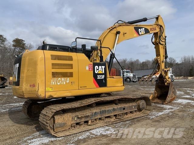 CAT 323F Gravemaskiner på larvebånd