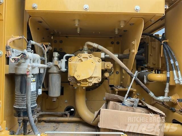 CAT 323GX Gravemaskiner på larvebånd