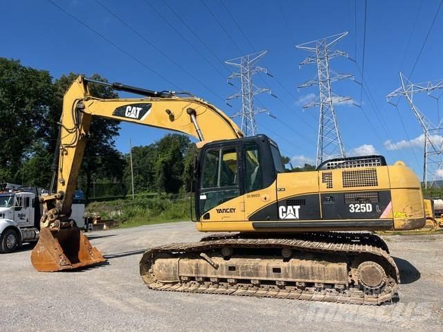 CAT 325DL Gravemaskiner på larvebånd