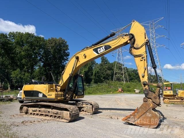 CAT 325DL Gravemaskiner på larvebånd