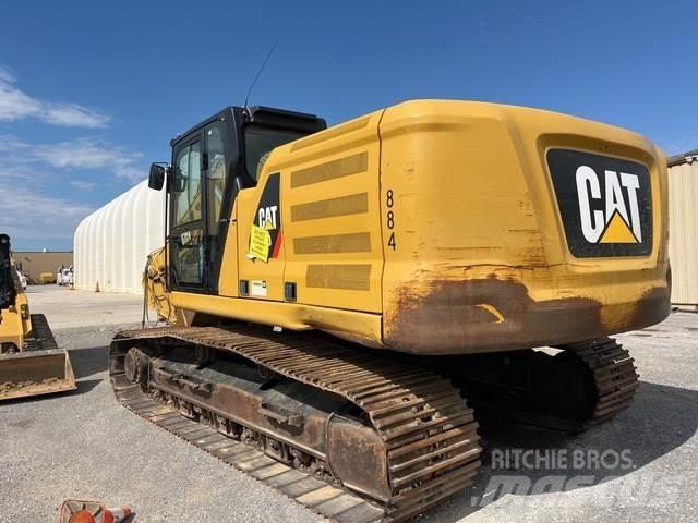 CAT 330 Gravemaskiner på larvebånd
