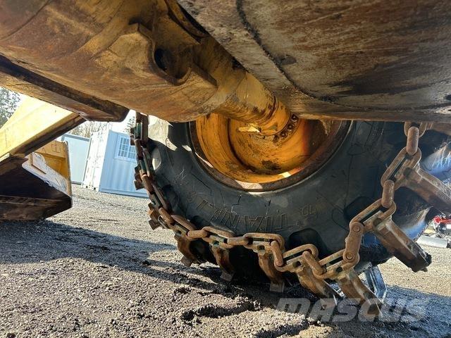 CAT 525C Udslæbningstraktorer
