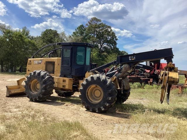 CAT 525D Udslæbningstraktorer