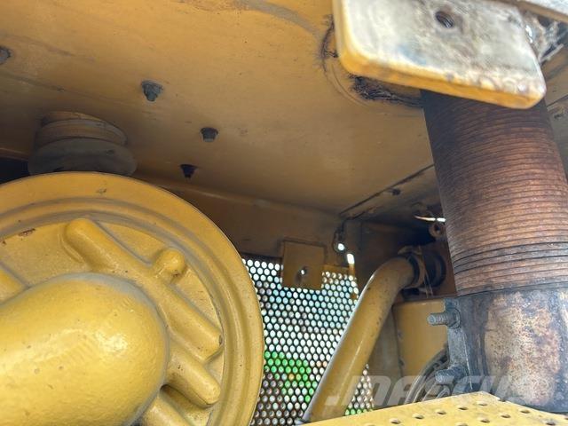 CAT 527 Bulldozer på larvebånd