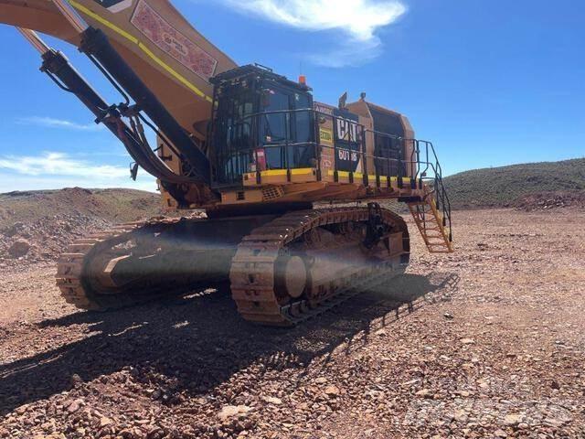 CAT 6015B Gravemaskiner på larvebånd