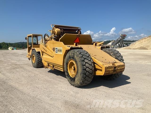 CAT 613B Skrabere