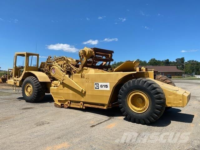 CAT 615 Skrabere