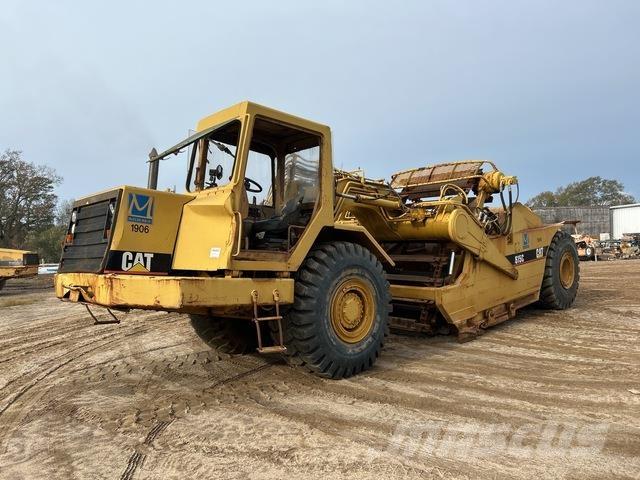 CAT 615C Skrabere