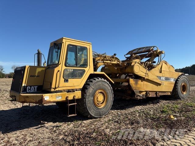 CAT 615CII Skrabere