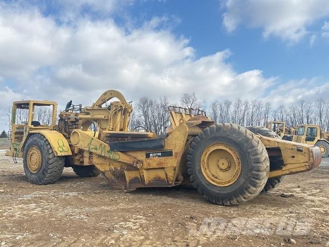 CAT 621 Skrabere