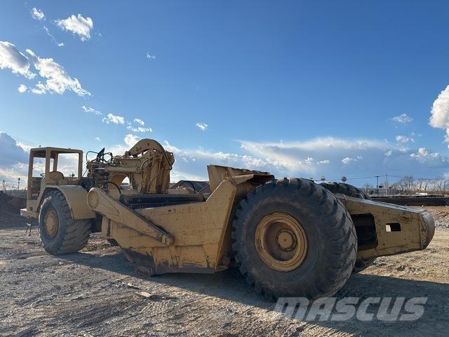 CAT 621B Skrabere