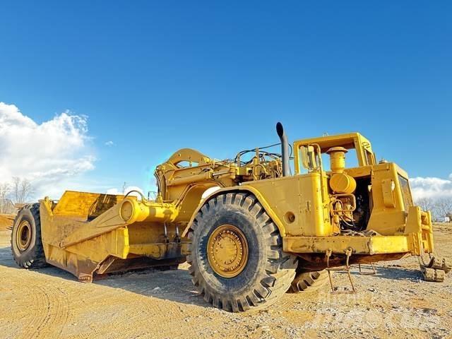 CAT 621B Skrabere