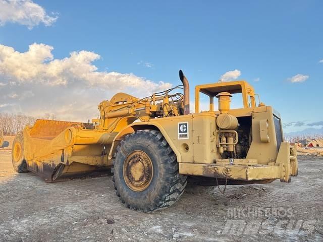 CAT 621B Skrabere
