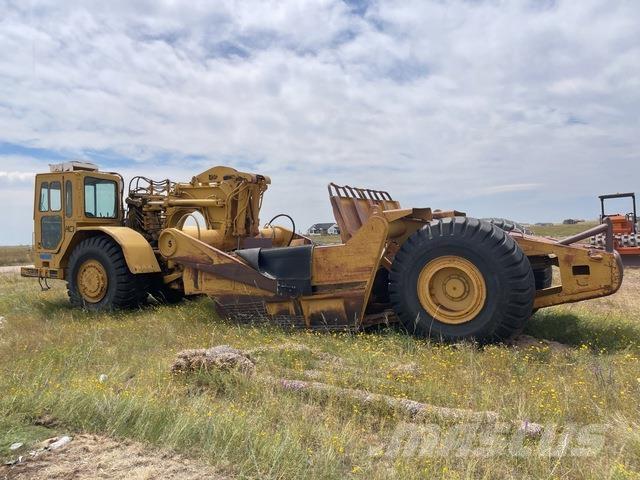 CAT 621B Skrabere
