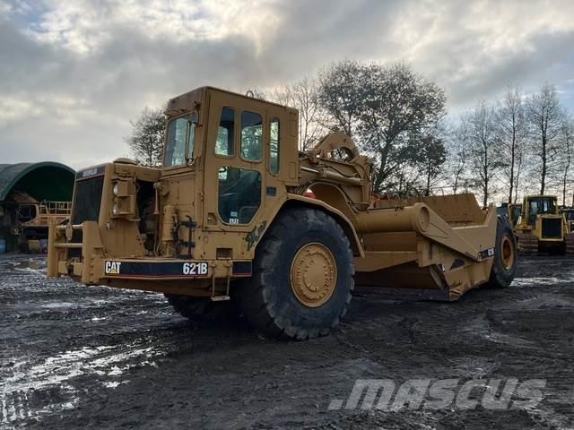 CAT 621B Skrabere