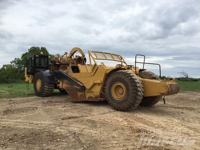 CAT 621G Skrabere