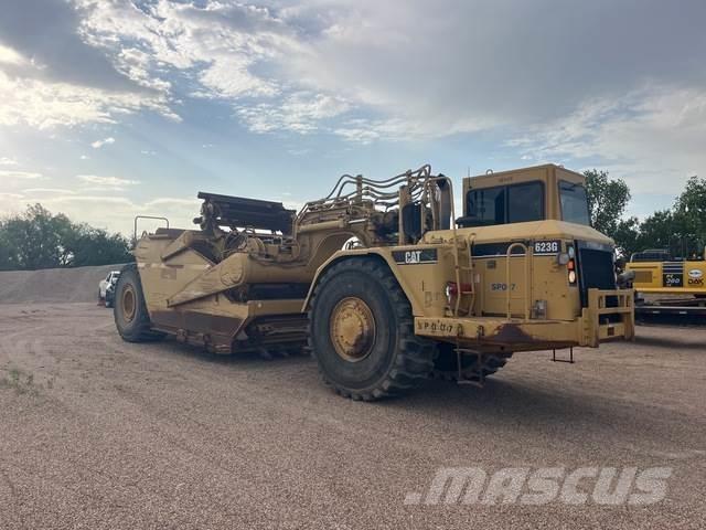 CAT 623G Skrabere