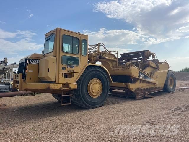 CAT 623G Skrabere