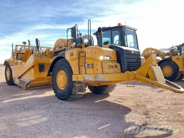 CAT 627K Skrabere