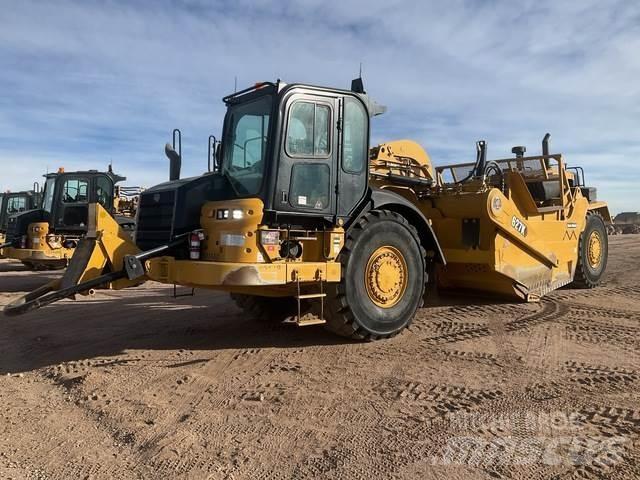 CAT 627K Skrabere