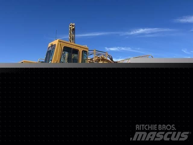 CAT 633E Skrabere