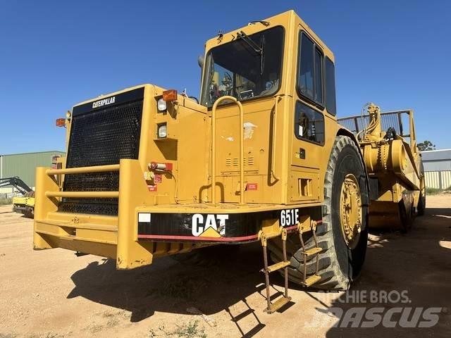 CAT 651E Skrabere