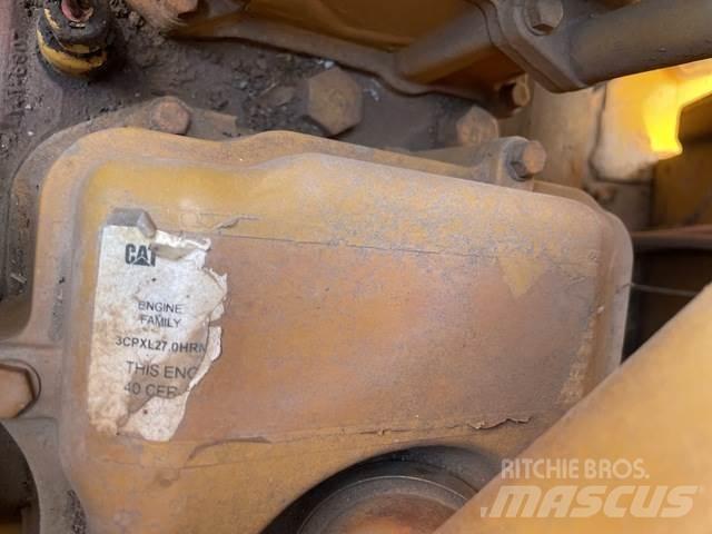 CAT 651E Skrabere