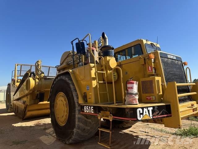CAT 651E Skrabere