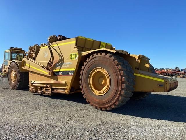 CAT 651E Skrabere