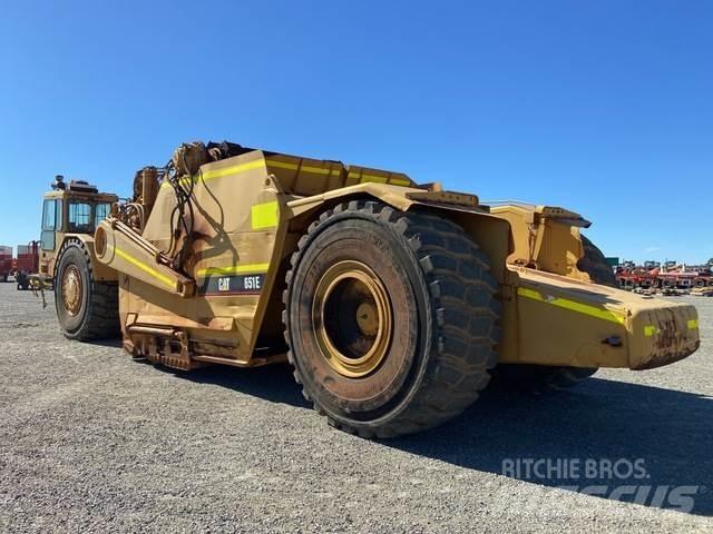 CAT 651E Skrabere