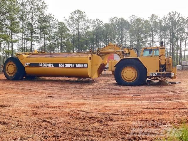 CAT 657 Tankvogne - vand