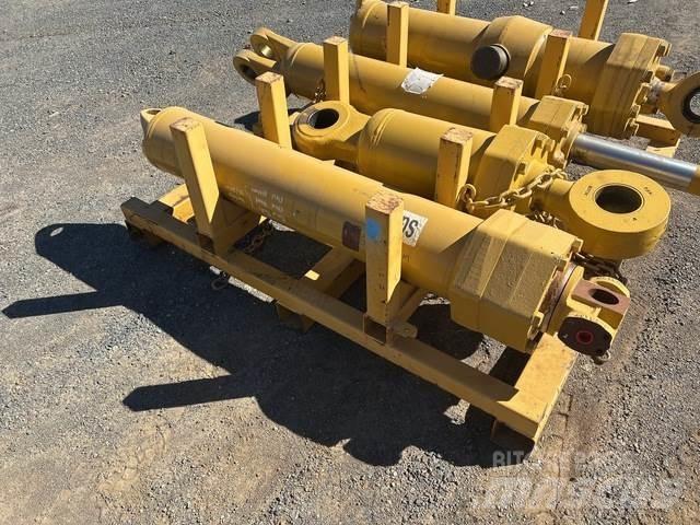 CAT 657E Transport – Andet