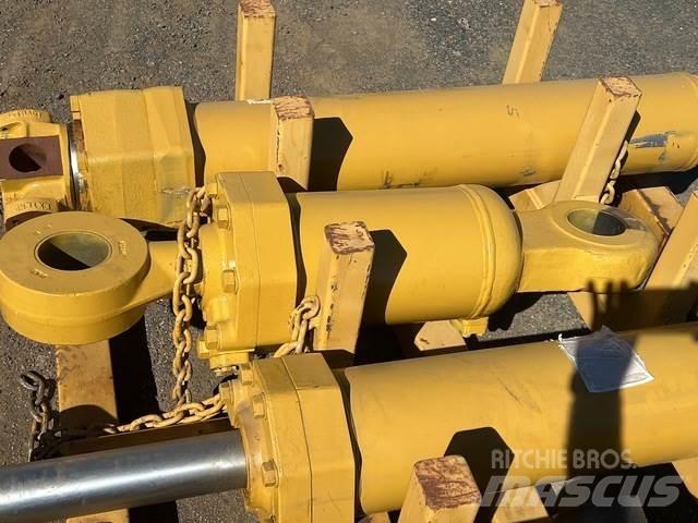 CAT 657E Transport – Andet