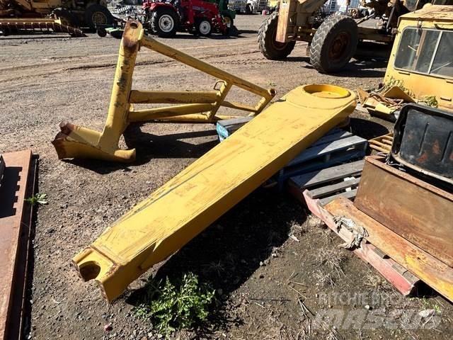 CAT 657E Transport – Andet