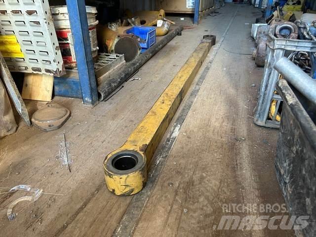 CAT 657E Transport – Andet