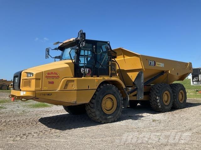 CAT 730 Terrængående lastbiler
