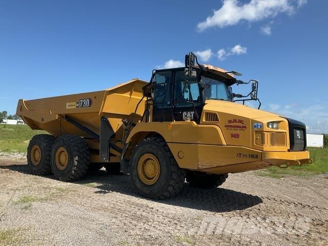 CAT 730 Terrængående lastbiler