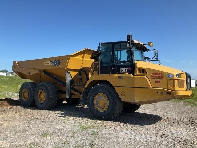 CAT 730 Terrængående lastbiler