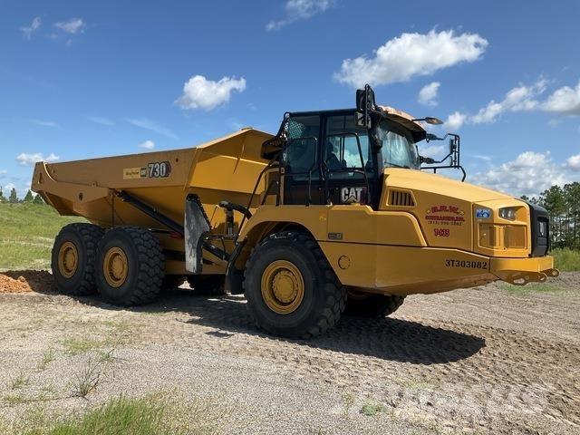 CAT 730 Terrængående lastbiler