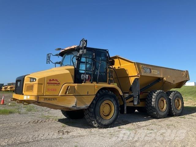 CAT 730 Terrængående lastbiler