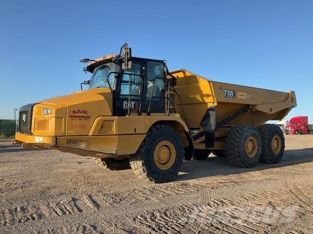 CAT 730 Terrængående lastbiler