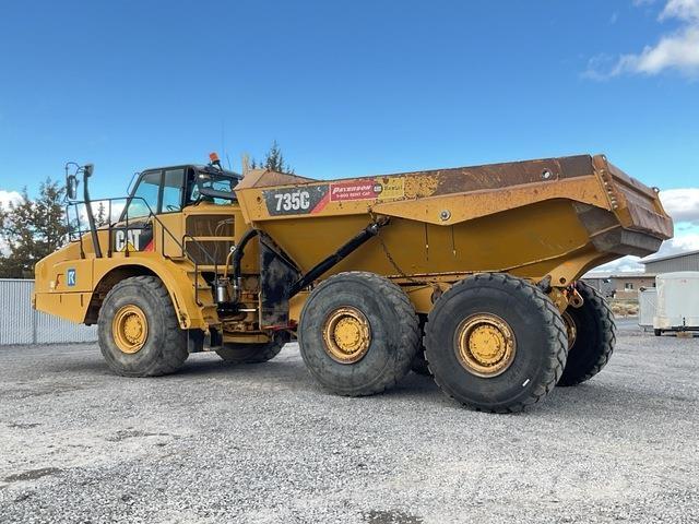 CAT 735C Terrængående lastbiler