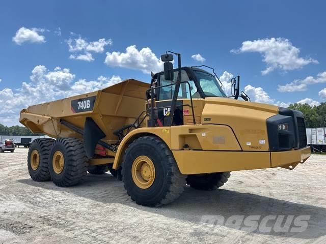 CAT 740B Terrængående lastbiler