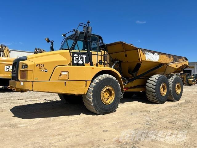 CAT 745C Terrængående lastbiler