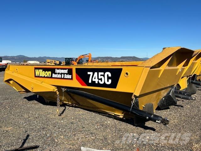 CAT 745C Transport – Andet