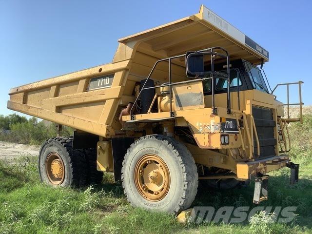 CAT 771D Terrængående lastbiler